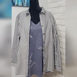 Chico's Sz3 Black and White Striped Button Up Shirt Cotton Anti-wrinkle Travel